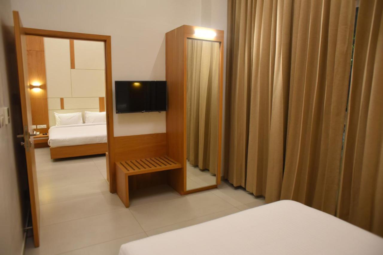 Rathna Residency - Near Us Consulate Chennai Exterior foto