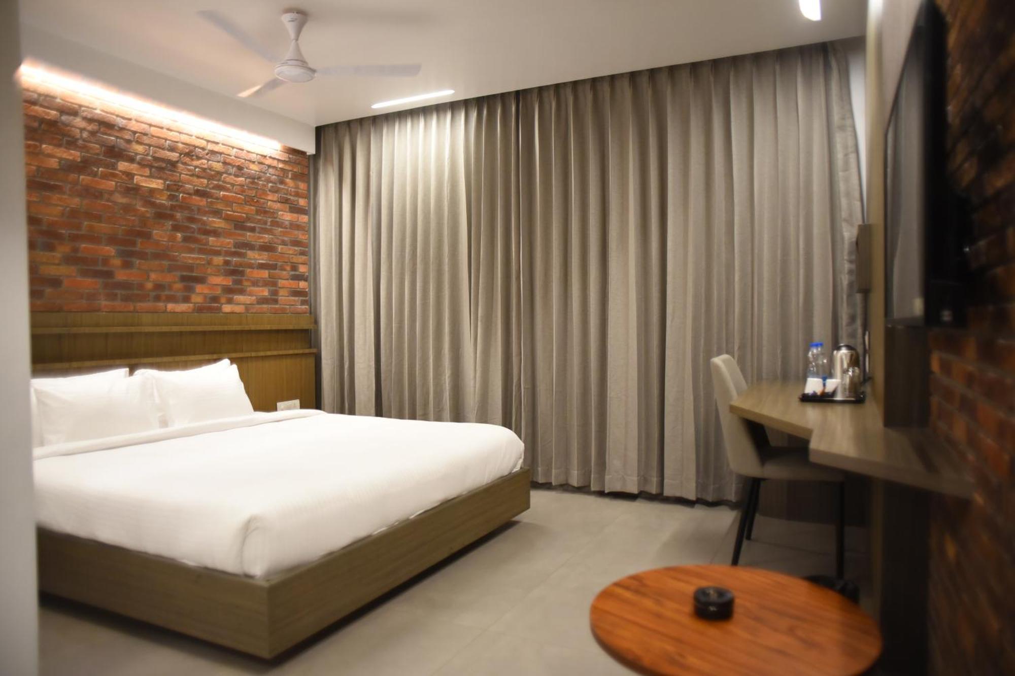 Rathna Residency - Near Us Consulate Chennai Exterior foto